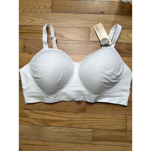 NEW TrueKind Women's 2XL Supportive Comfort Wireless Shaping Bra White T Shirt - Picture 1 of 9